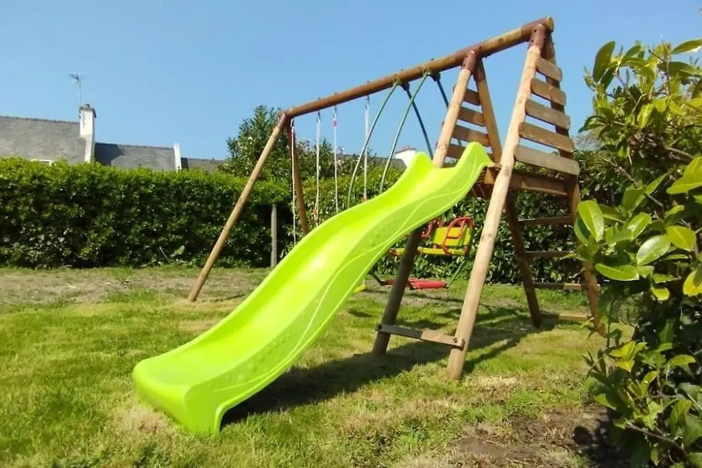 Hébergement de vacances Maison Avec Jardin Proche Du Centre Et Des Plages Carantec France